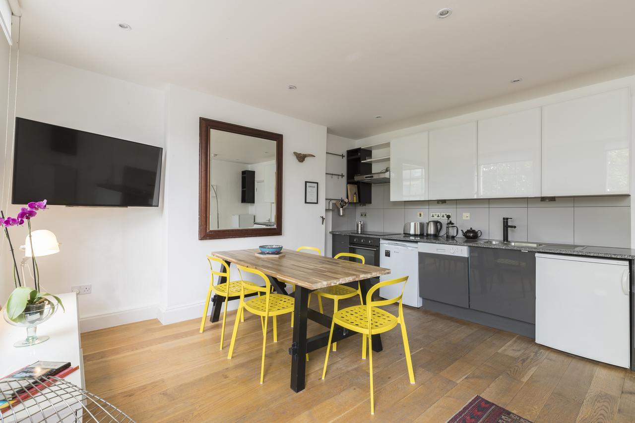 Spacious And Chic Flat In Angel Лондон Екстер'єр фото